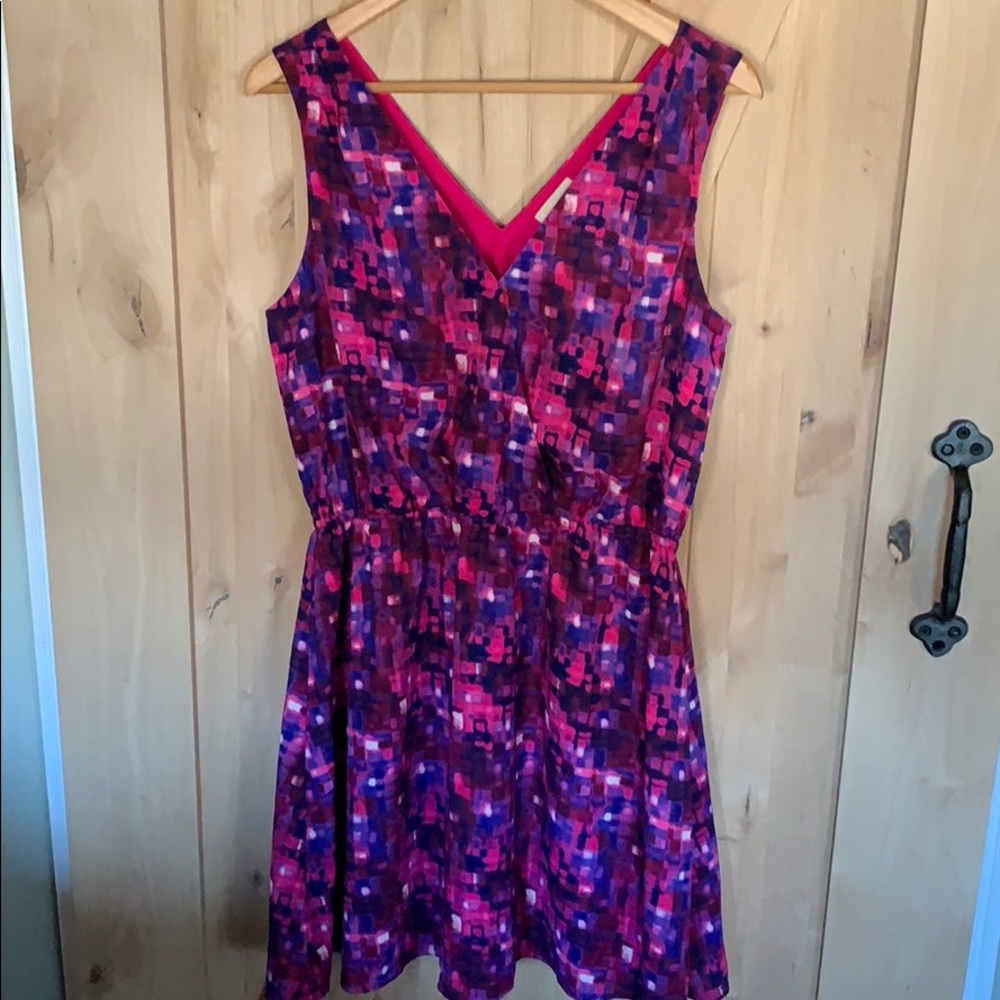 Ambar V-neck Dress